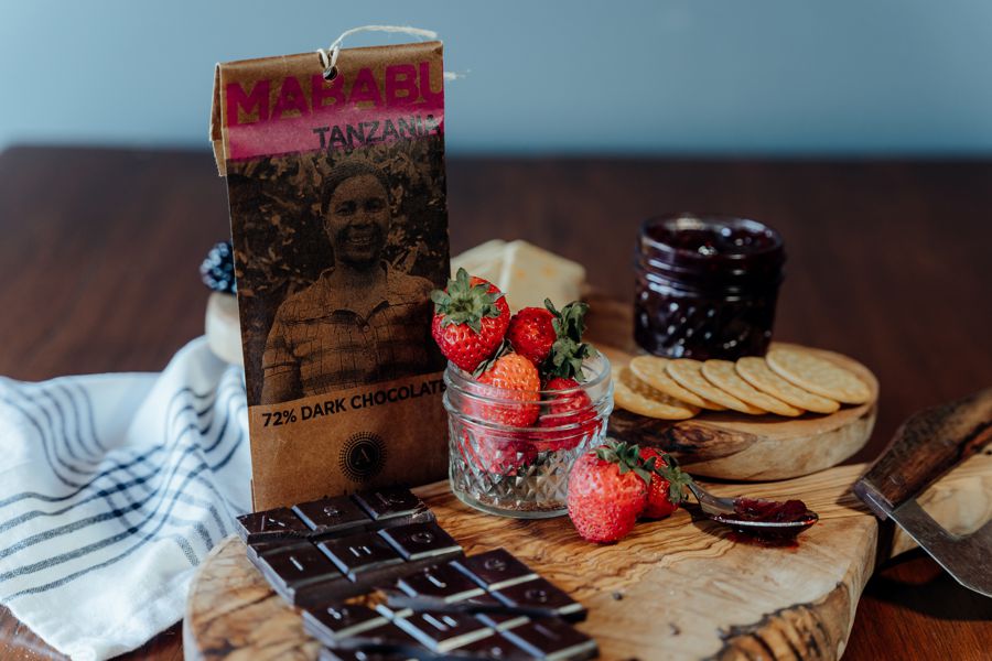 Askinosie handcrafted 72% dark chocolate bar