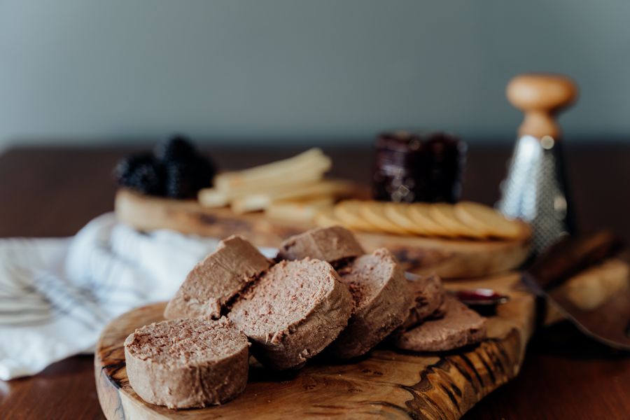 Beef Liverwurst END PIECES - 1 lb - Order Liver Sausage Online | US ...
